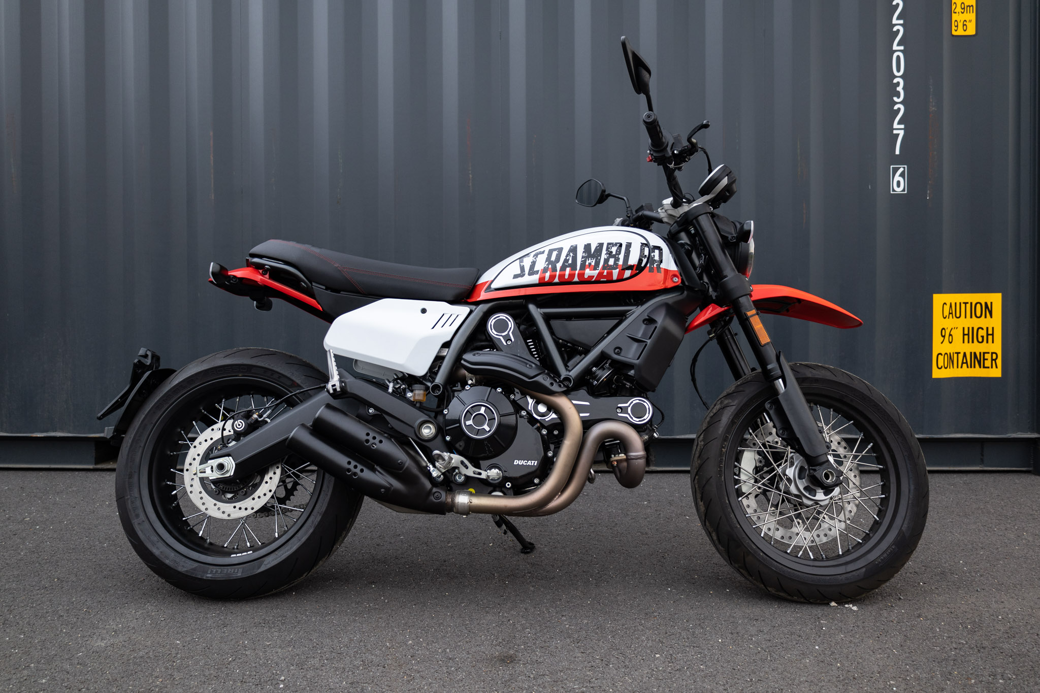 DUCATI SCRAMBLER URBAN MOTARD